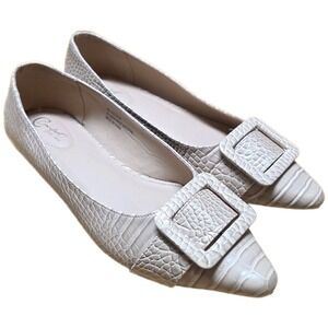 Comfort Est 1945 Cato Pointed Toe Flats Croc Women's Size 9M Beige Buckle